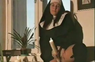 XXX مادر و دختر تقریباً در خواب هستند عکسهای سکسی زنهای کون گنده