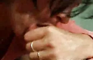 XXX توریست ﻿عکس سکسی کون گنده با مرد سیاه پایین آمد