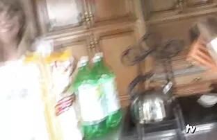 XXX گیشا با جوانان زیبا روی زمین دانلود عکس سکسی کون گنده ، پورنو ژاپنی